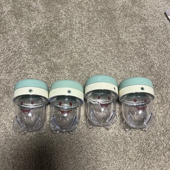 Baby bullet food storage 4 jars and a tray . - Picture 3 of 6